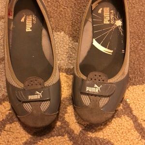 Puma flats